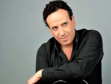 Χάρης Ρώμας: «Θέλω να ευχαριστήσω τους ήρωες πυροσβέστες που έσωσαν το σπίτι μου»